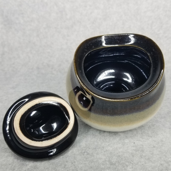 Sango Nova Black 4932 Stoneware Lidded Sugar Bowl - Picture 5 of 9